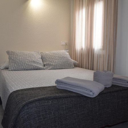 Hostal Rofer Madrid Kültér fotó
