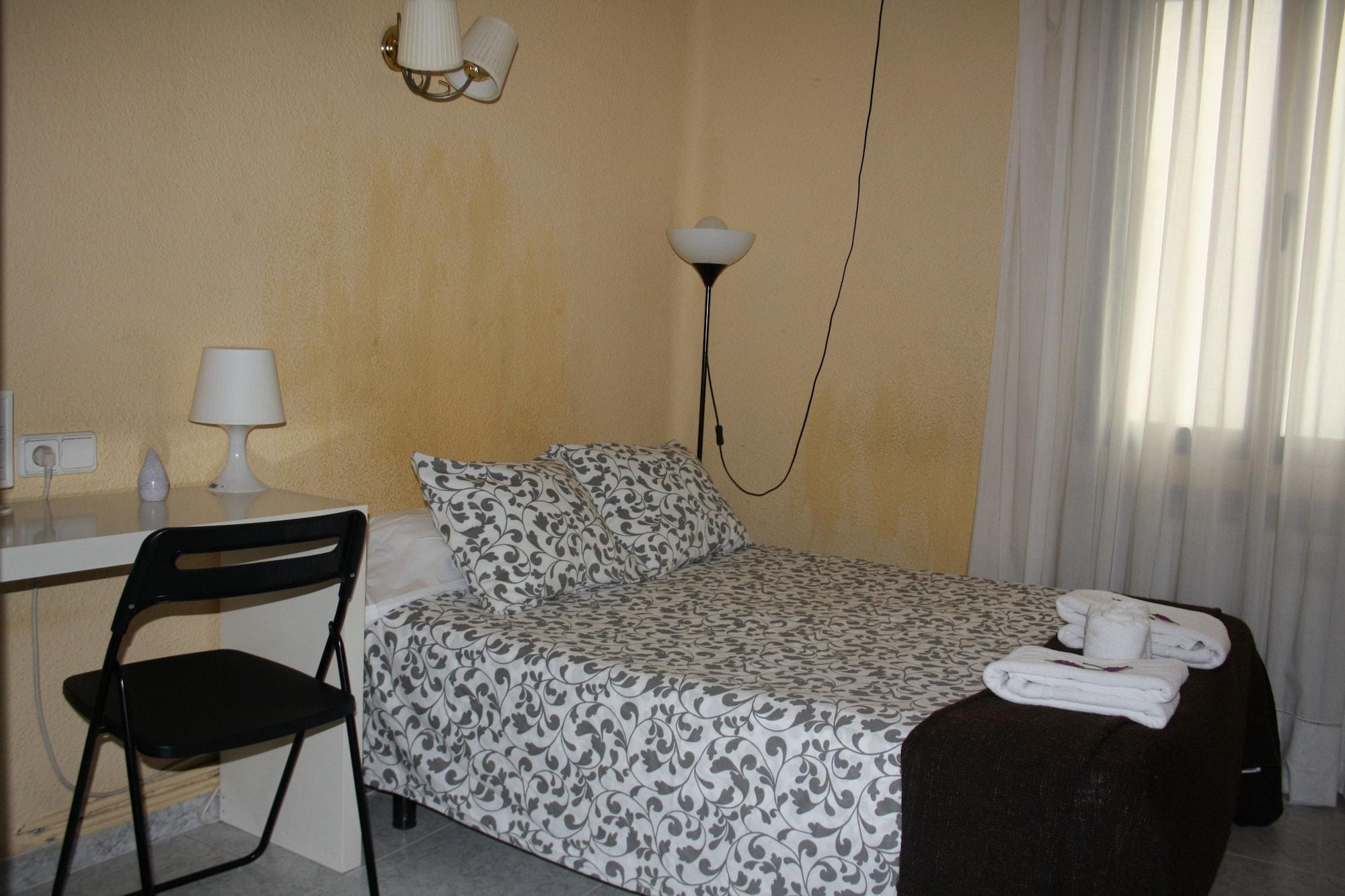 Hostal Rofer Madrid Kültér fotó