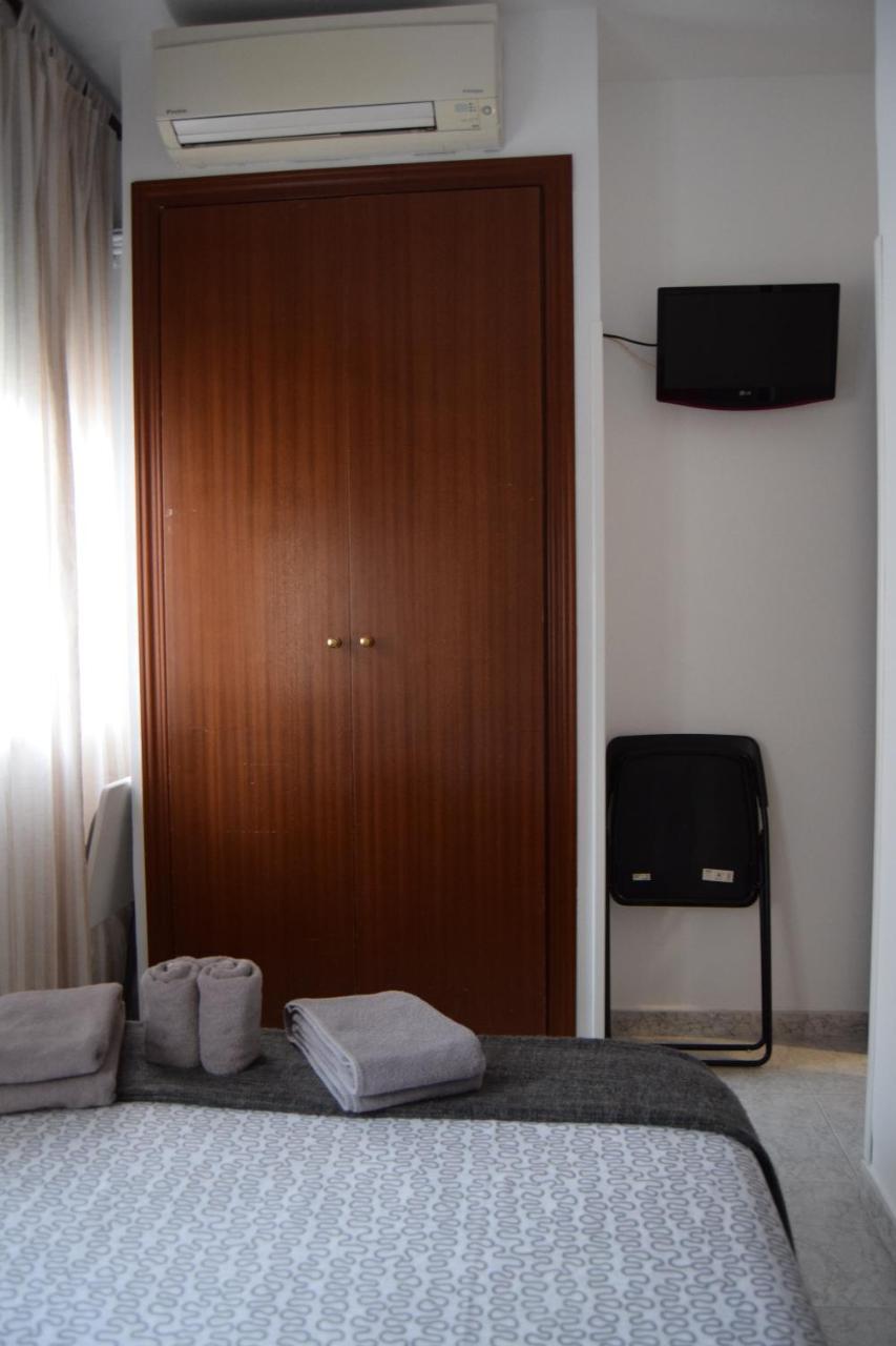 Hostal Rofer Madrid Kültér fotó