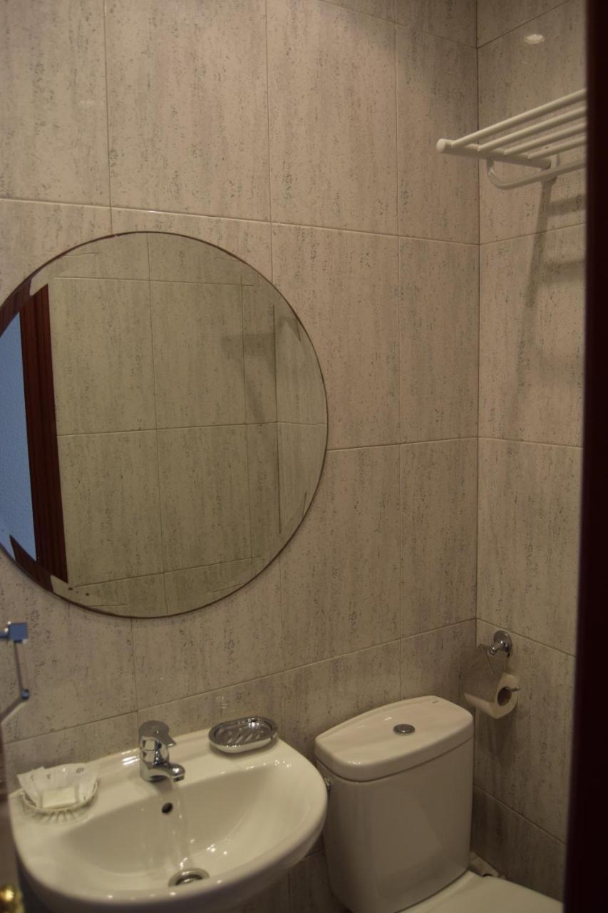 Hostal Rofer Madrid Kültér fotó