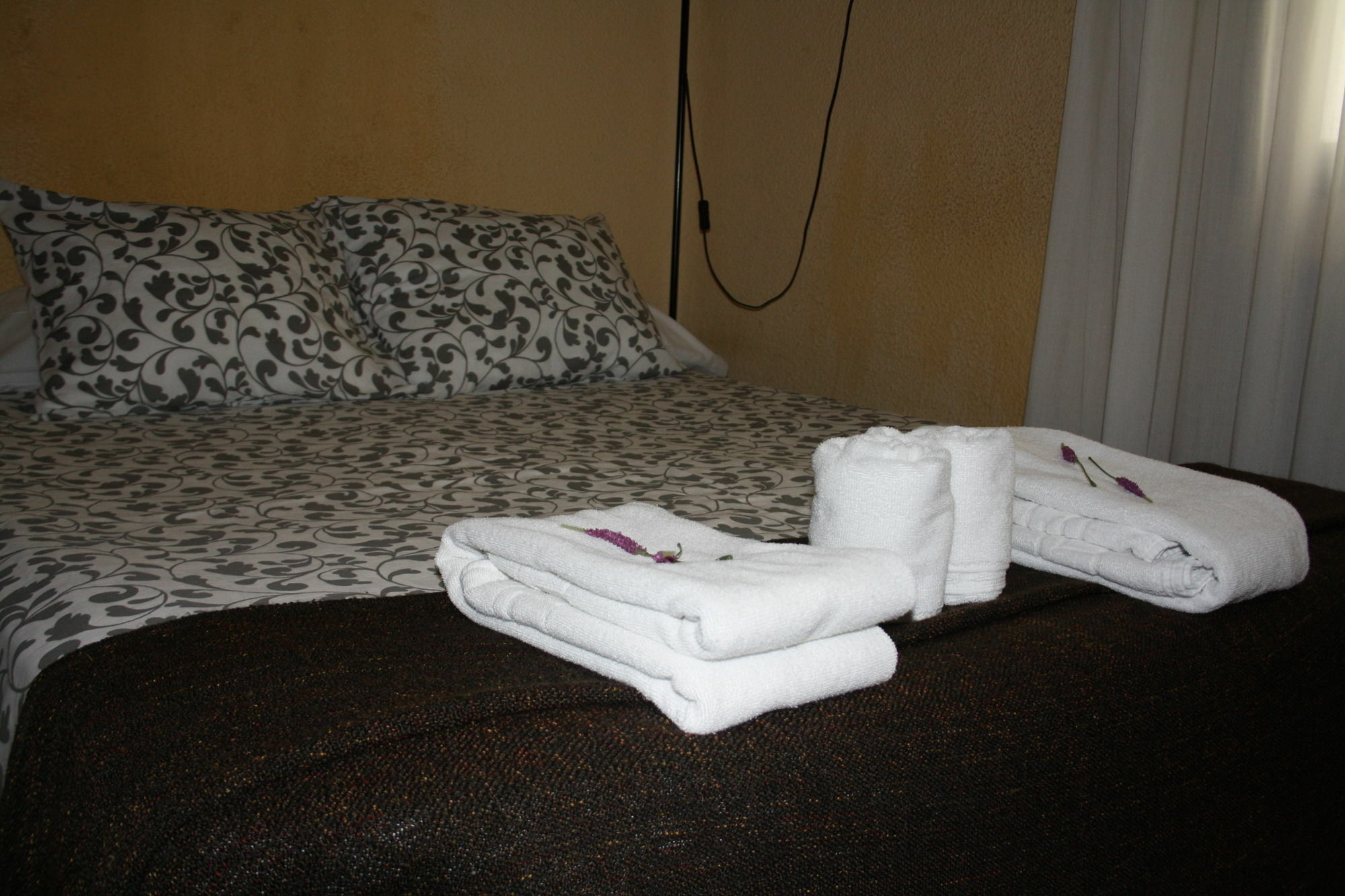 Hostal Rofer Madrid Kültér fotó